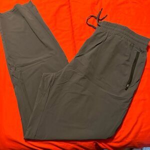 EUC Men’s Joggers